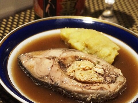 日本酒にワインに、鯉の赤ワイン煮